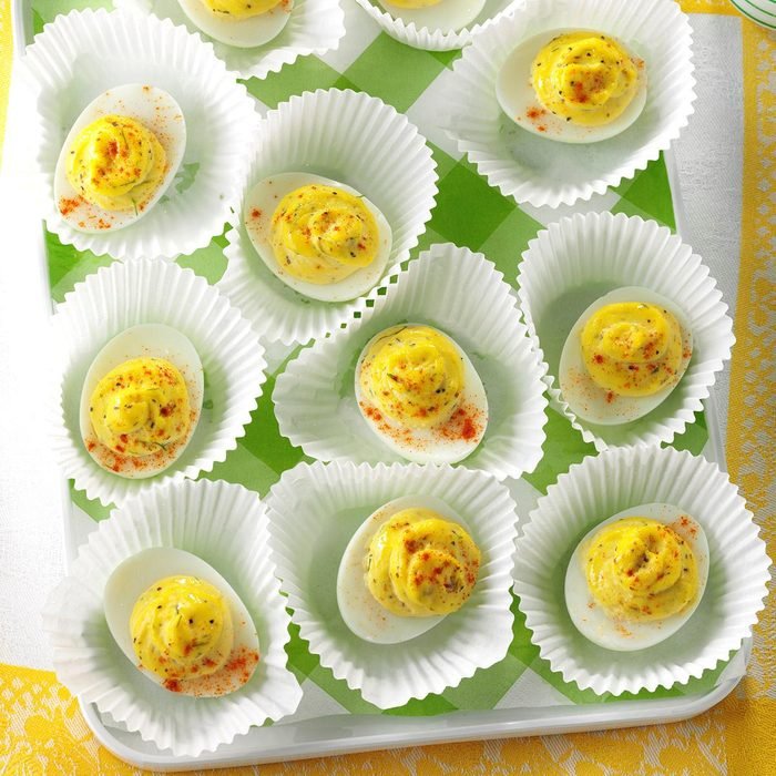 Garlic Dill Deviled Eggs EXPS HC17 67365 D06 30 4b 1